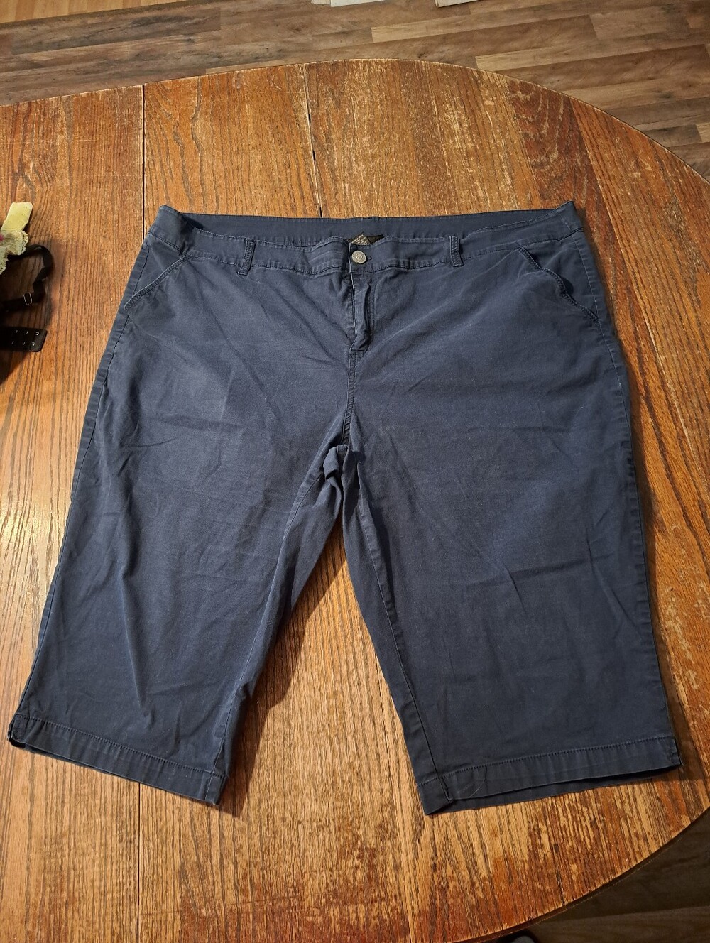 Lane Bryant Navy Blue Bermuda Shorts Plus Size 28 Cotton Stretch Pockets Casual